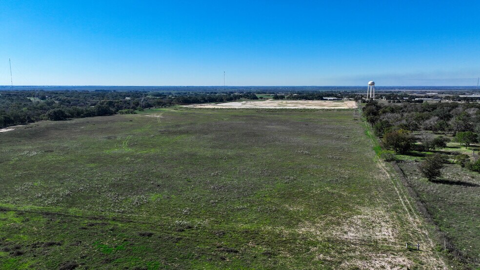 More Photos Of 6506 US Highway 181, Floresville Land For Sale