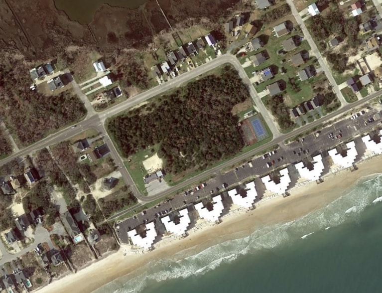 More Photos Of 2181 New River Inlet Rd, North Topsail Beach Convenience Store For Sale