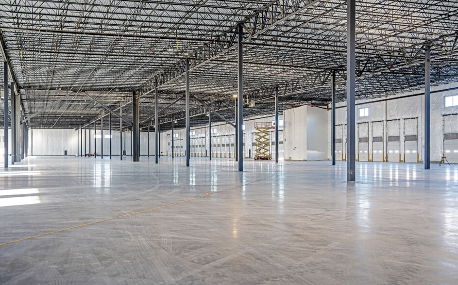 More Photos Of 24251 E 64th Ave, Aurora Warehouse For Sale