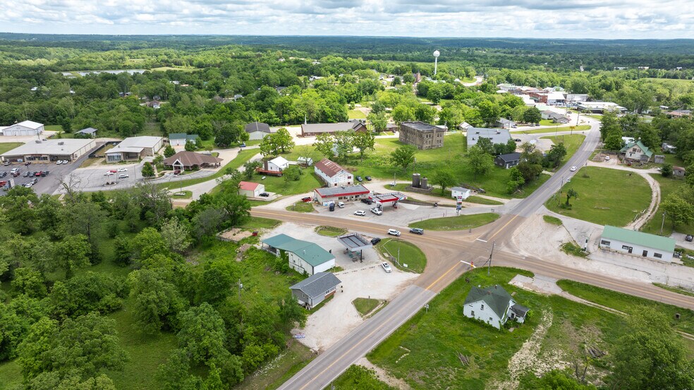 More Photos Of 900 Highway 42, Iberia Freestanding For Sale