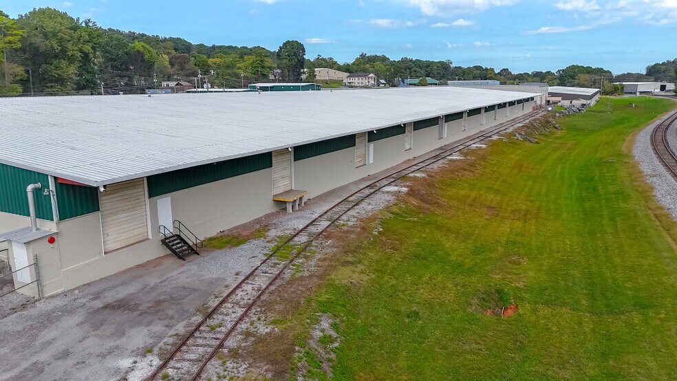 More Photos Of 1605 Prosser Rd, Knoxville Warehouse For Lease
