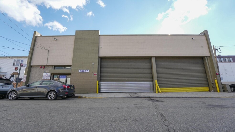 More Photos Of 167-17 146th Rd, Jamaica Warehouse For Lease