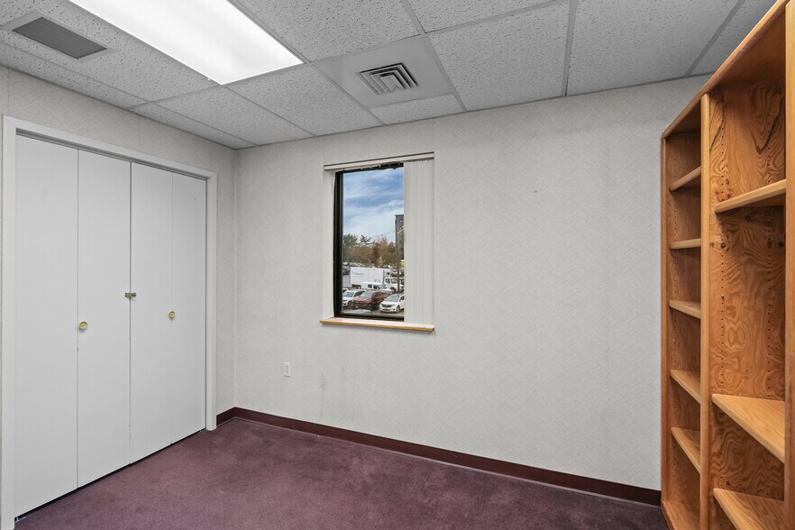 More Photos Of 235 Plain St, Providence Medical For Sale