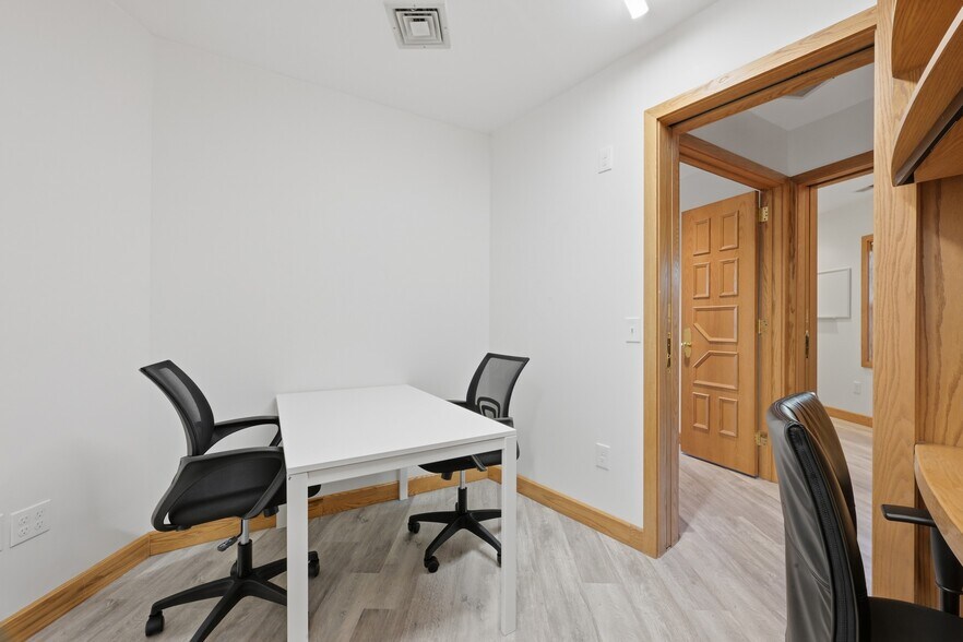 More Photos Of 123 Elm St, Old Saybrook Medical For Sale