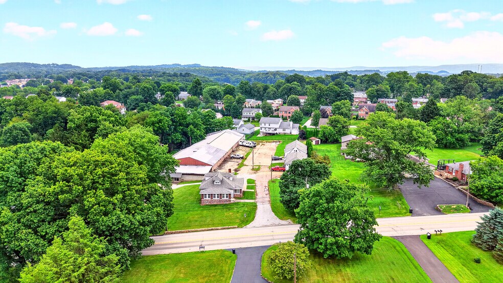 More Photos Of 1365 Mount Pleasant Rd, Greensburg Warehouse For Sale