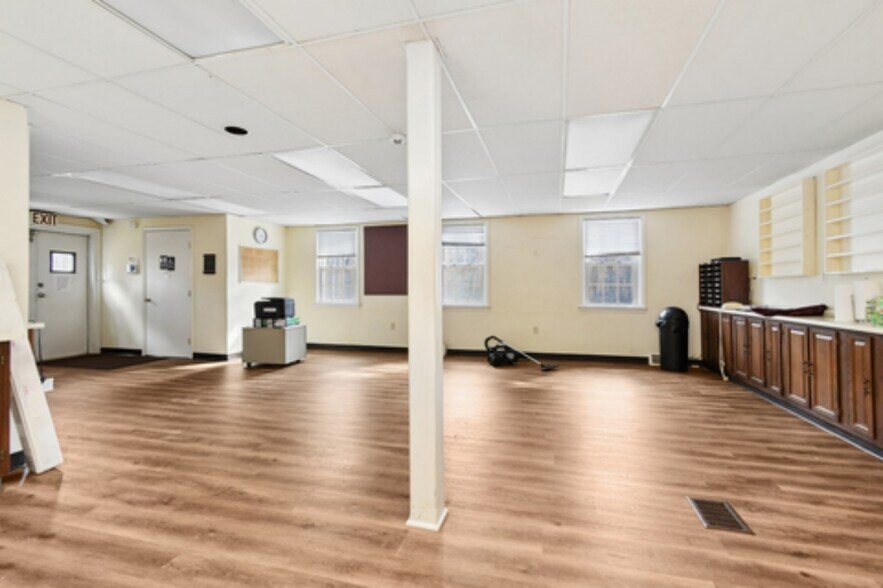 More Photos Of 5610 Dogwood Rd, Gwynn Oak Religious Facility For Sale