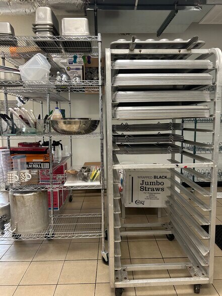 More Photos Of 50 S Forest Ave, Hartwell Storefront For Sale