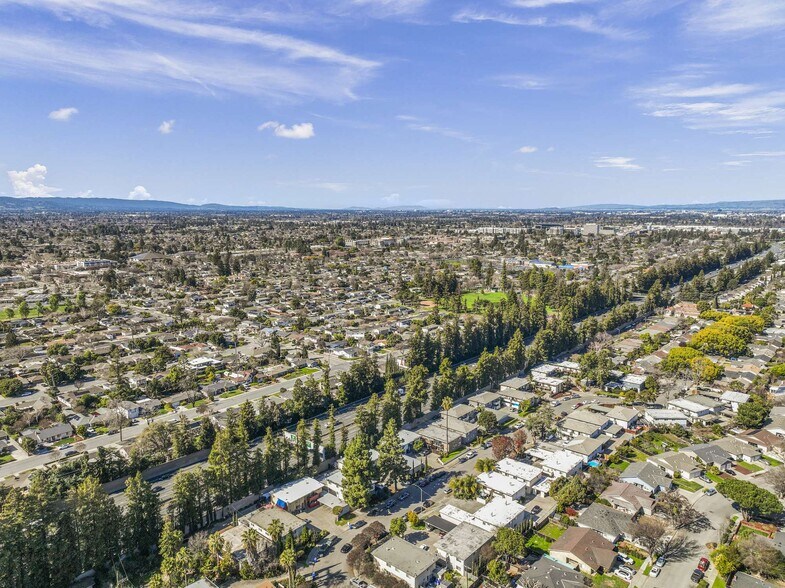 More Photos Of 935 Ravenscourt ave, Campbell Apartments For Sale
