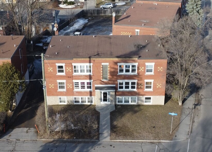 More Photos Of 155 Marquette Av, Ottawa Apartments For Sale