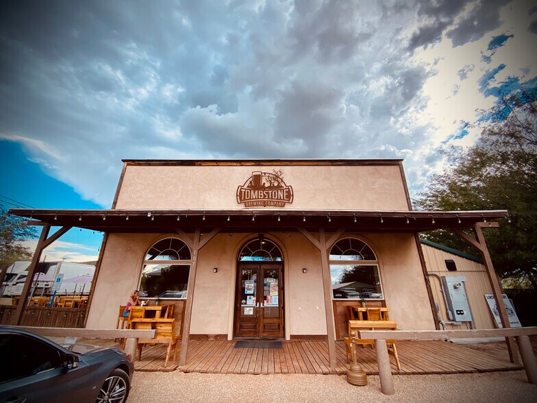 More Photos Of 18 W Allen St, Tombstone Trailer Camper Park For Sale