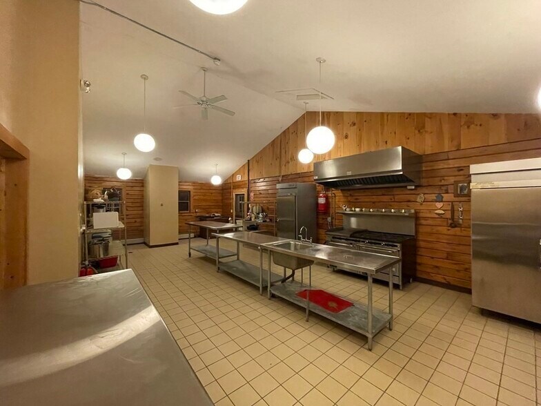 More Photos Of 1076 Roaring Brook, Conway Trailer Camper Park For Sale