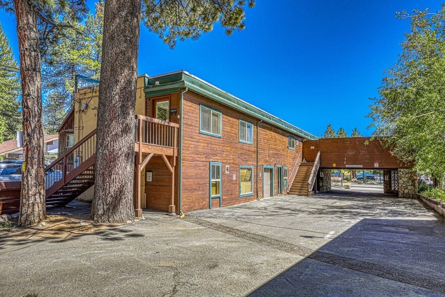 More Photos Of 8393 N Lake Blvd, Kings Beach Showroom For Sale