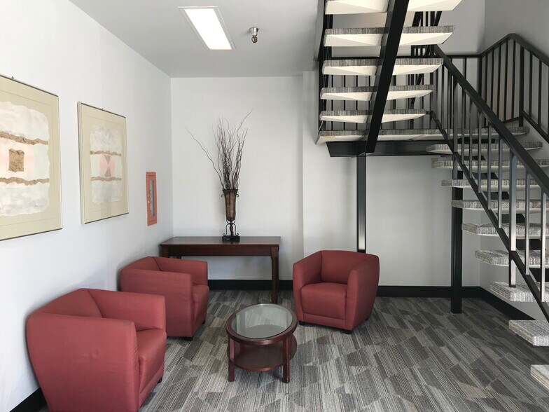 More Photos Of 10020 N De Anza Blvd, Cupertino Loft Creative Space For Lease