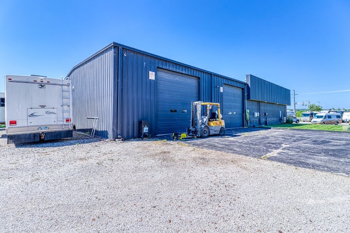 More Photos Of 24105 W 43rd St, Shawnee Land For Lease