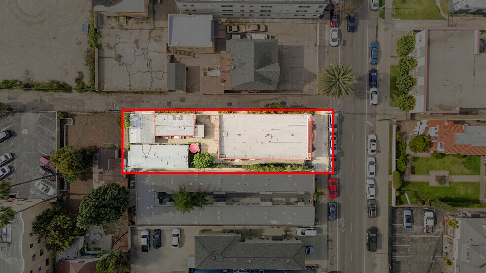 More Photos Of 716 W 30th St, Los Angeles Apartments For Sale