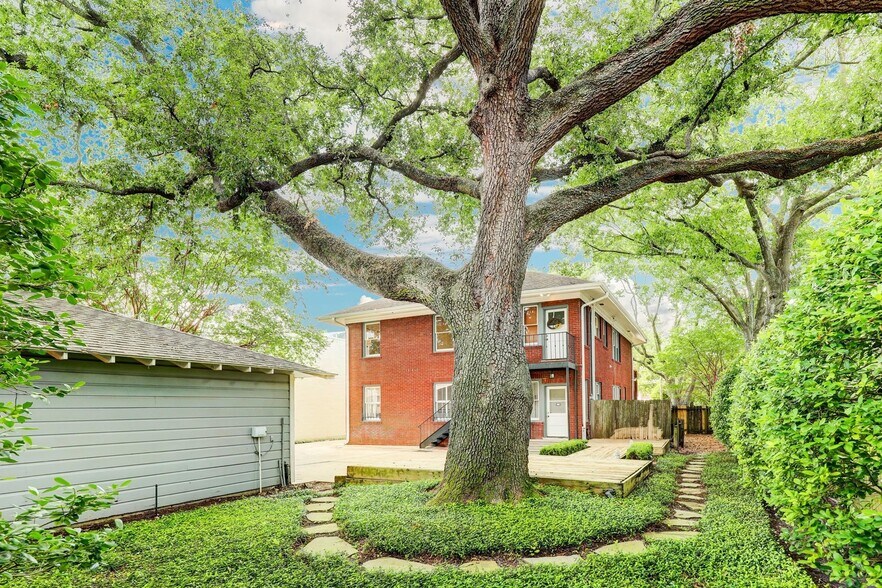 More Photos Of 414 Branard St, Houston Medical For Sale