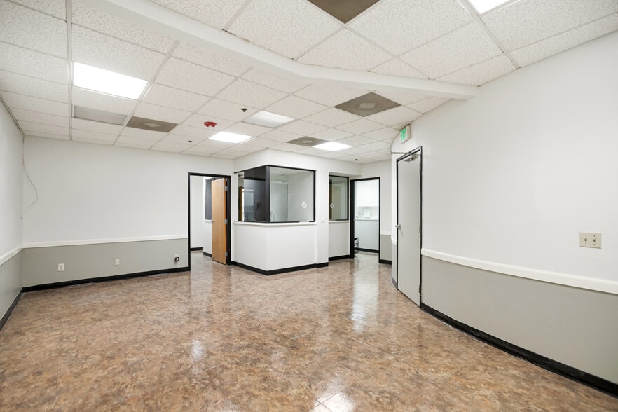More Photos Of 2150 N Waterman Ave, San Bernardino Medical For Lease