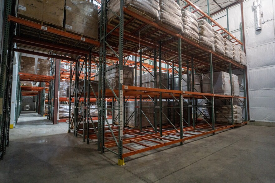 More Photos Of 401 20th St SE, Rochester Warehouse For Lease