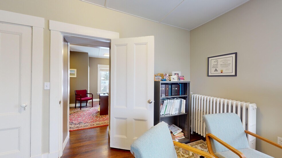 More Photos Of 460 E Main Rd, Middletown Medical For Sale