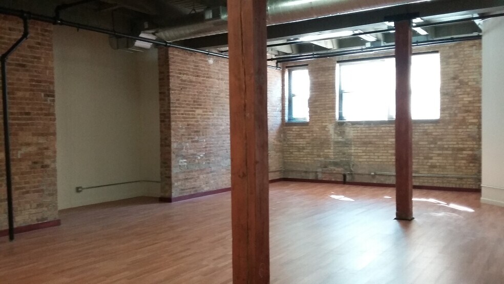 More Photos Of 5100 N Ravenswood Ave, Chicago Loft Creative Space For Lease