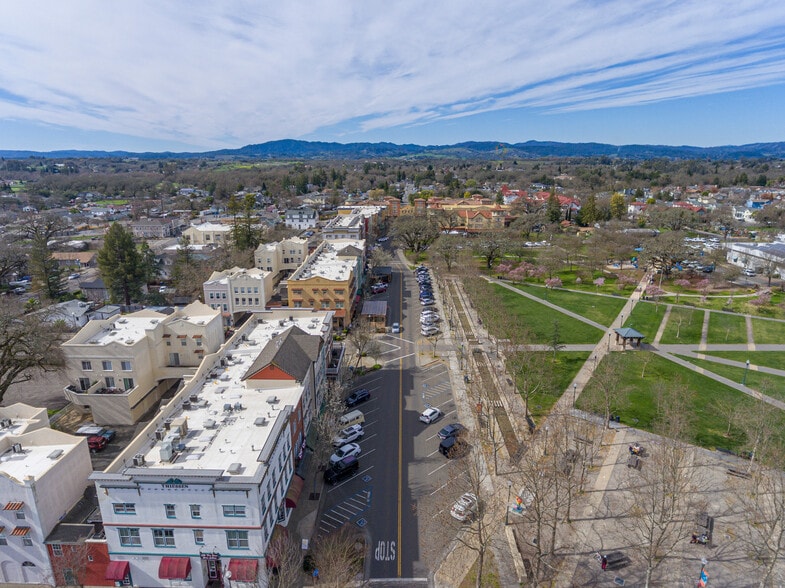 More Photos Of 148 Johnson St, Windsor General Retail For Sale