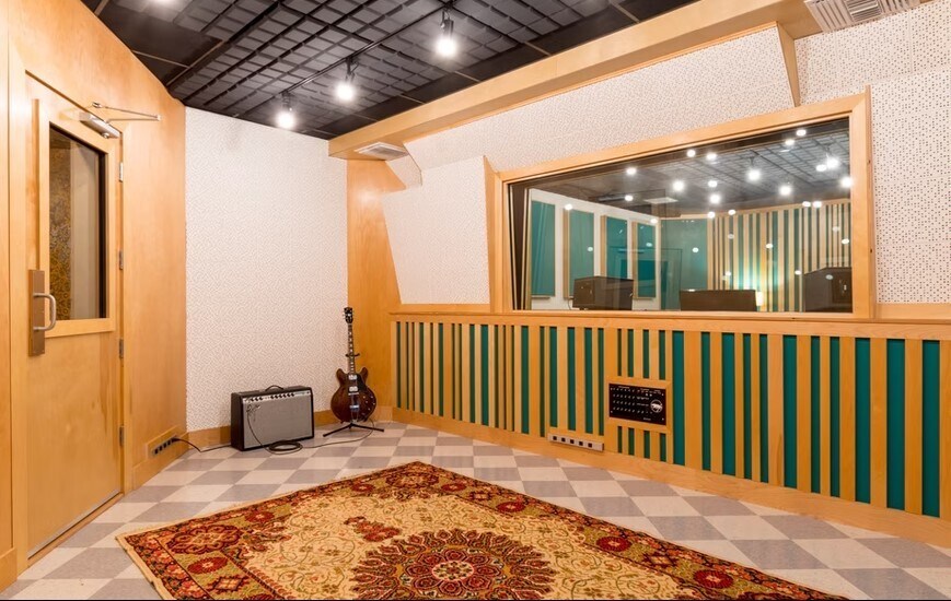More Photos Of 211 W Avenue 33, Los Angeles Warehouse For Sale