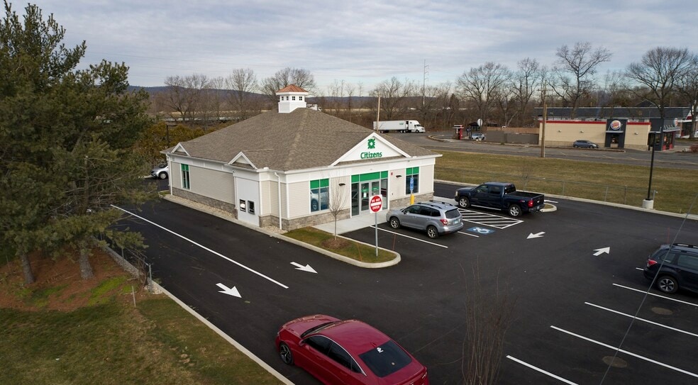 More Photos Of 151 Washington Ave, North Haven Bank For Sale