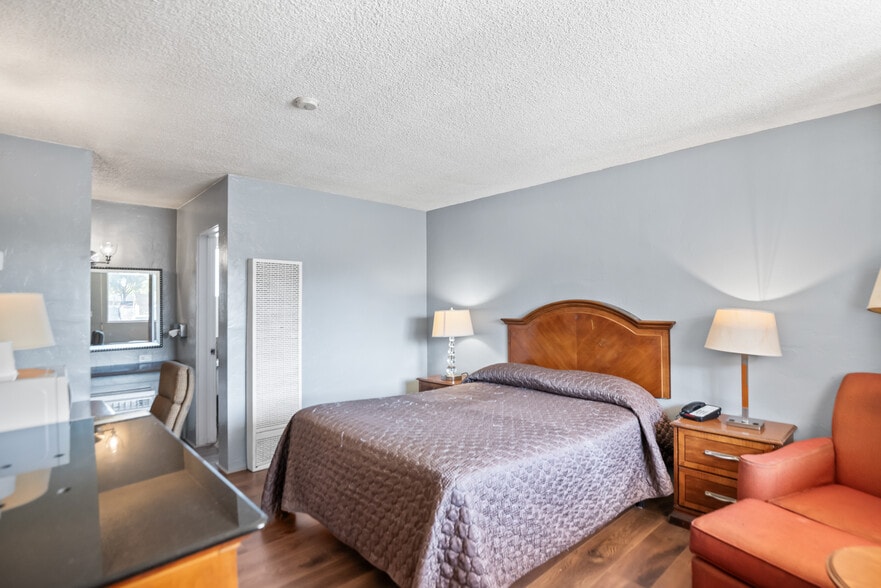 More Photos Of 2465 El Camino Real, Santa Clara Hotel For Sale