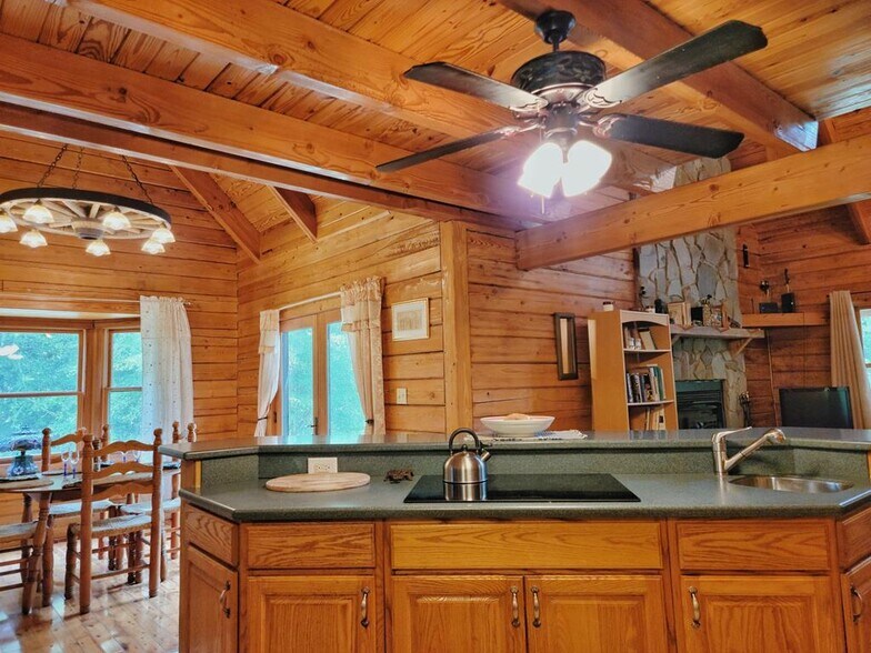 More Photos Of 9545 178th St, Mc Alpin Specialty For Sale