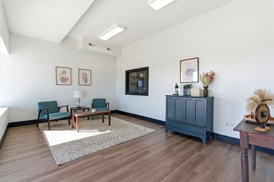 More Photos Of 10923 State Highway 176, Walnut Shade Office For Sale