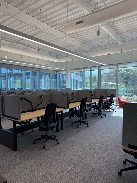 More Photos Of 5511 Virginia Way, Brentwood Office For Lease