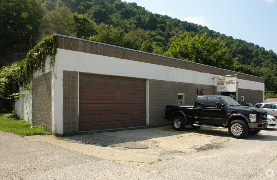 Primary Photo Of 8131 Maccorkle Ave, Charleston Auto Repair For Sale