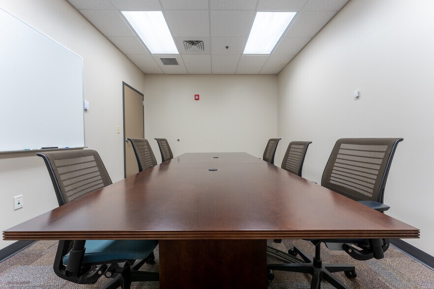 More Photos Of 1505 The Boardwalk, Huntsville Office For Sale