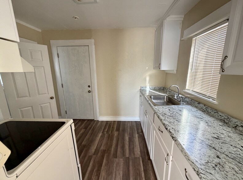 More Photos Of 324 Idora Ave, Vallejo Multifamily For Sale