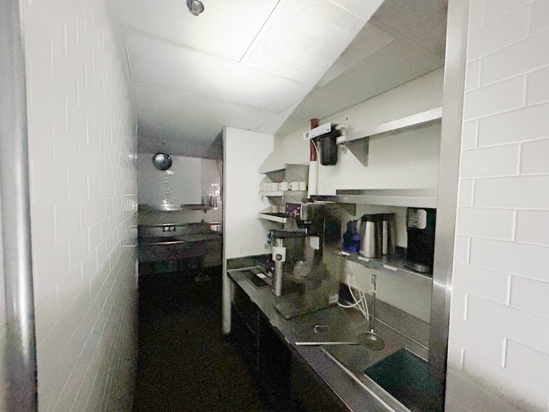 More Photos Of 602-624 Broadway, San Diego Office For Lease