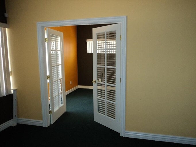 More Photos Of 17026-17030 E Cypress St, Covina Medical For Sale