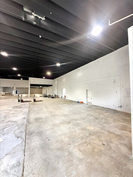 More Photos Of 1400 SW 1st Ct, Pompano Beach Warehouse For Lease