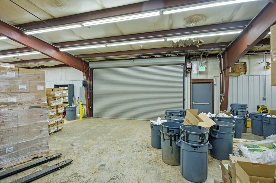 More Photos Of 810 Shiloh Rd, Piedmont Warehouse For Sale