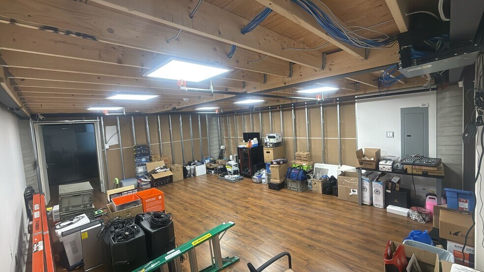 More Photos Of 1111 Rue Saint-Urbain, Montréal Office For Sale