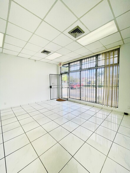 More Photos Of 3100 NW 72nd Ave, Miami Warehouse For Lease