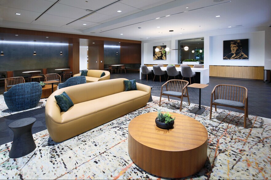 More Photos Of 8401 N Central Expy, Dallas Office For Lease