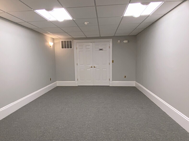 More Photos Of 629 Main St, Woburn Office For Lease
