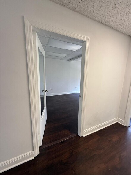 More Photos Of 601-625 SW 57th Ave, Miami Storefront Retail Office For Lease
