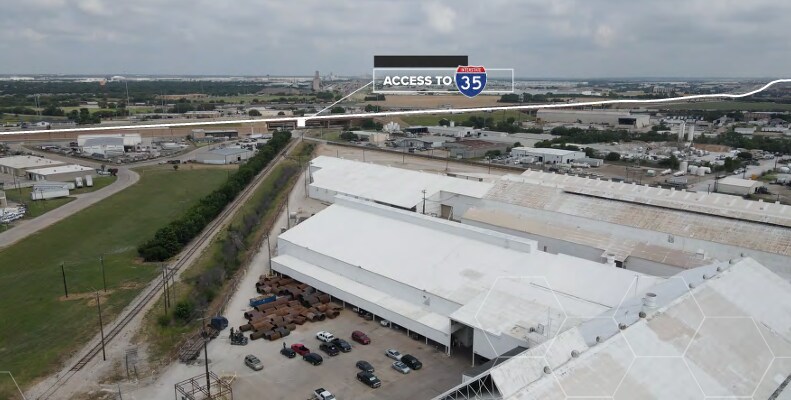 More Photos Of 3201 N Sylvania Ave, Fort Worth Manufacturing For Lease