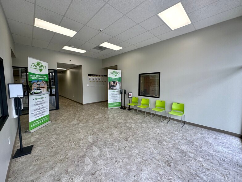 More Photos Of 801 Garmon Park Ct, Loganville Office For Lease