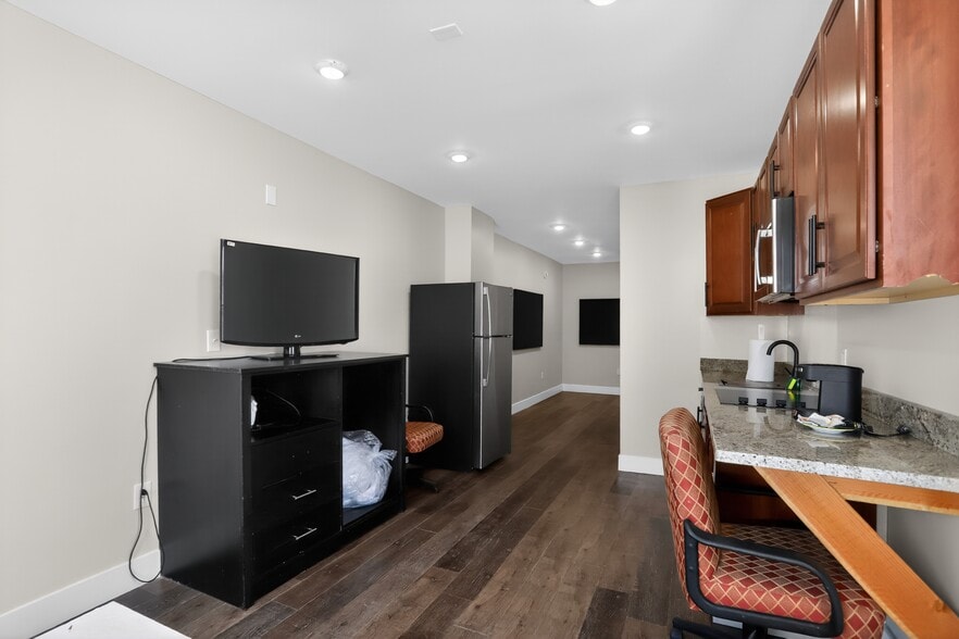 More Photos Of 2624 Germantown Ave, Philadelphia Storefront Retail Residential For Sale