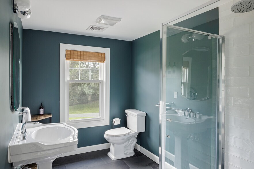 More Photos Of 9 Chambers Rd, West Park Lodge Meeting Hall For Sale