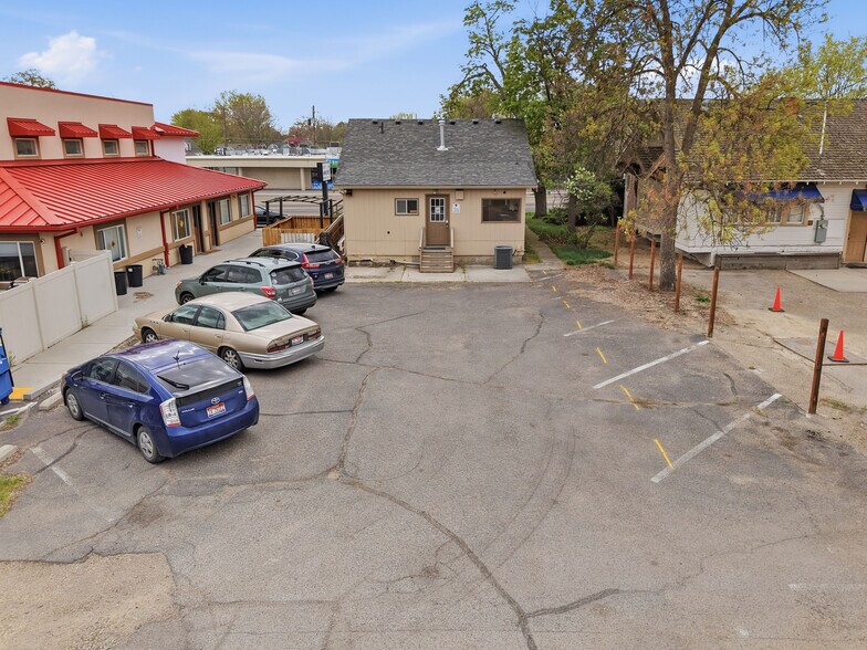 More Photos Of 819 12th Ave S, Nampa Storefront For Sale