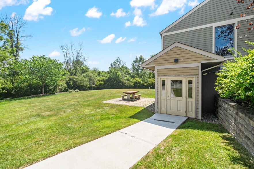 More Photos Of 5 Plains Rd, Augusta Office For Sale