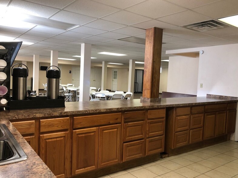 More Photos Of 2951 W 32nd St, Cleveland Religious Facility For Sale
